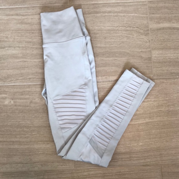 ALO Yoga Pants - Alo high waist moto leggings